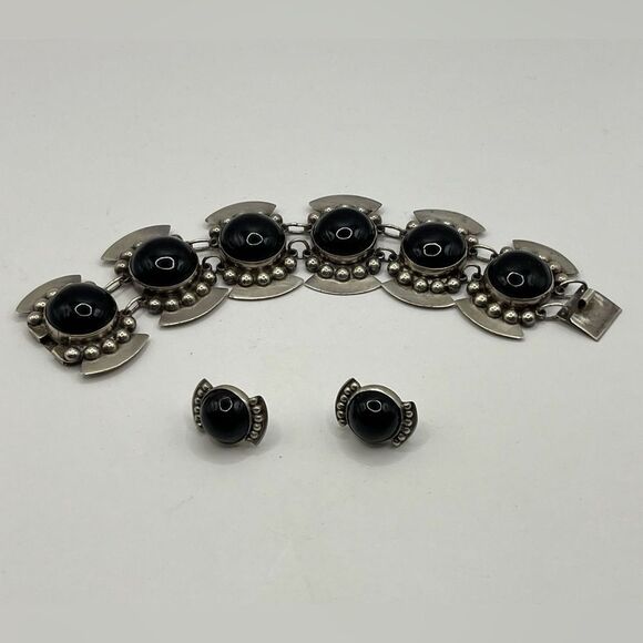 Mexican 925 and Onyx bracelet and earring set. w/ Aztec Floral Motif - Picture 2 of 7